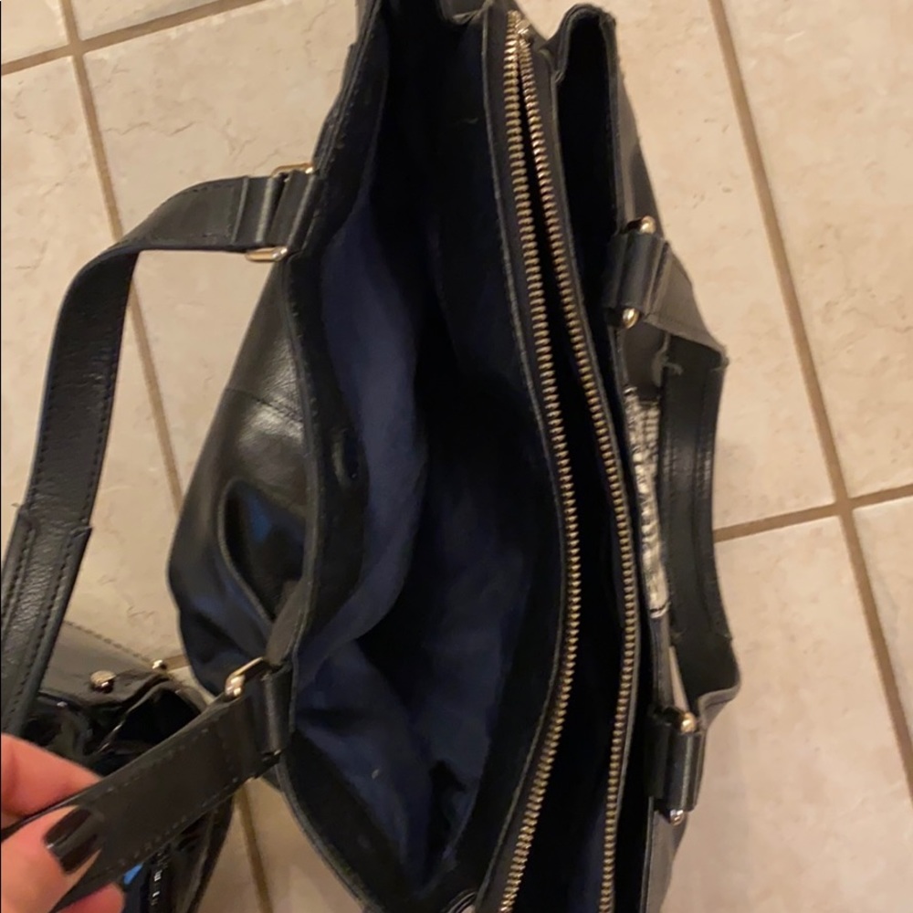 Handbag - Picture 2 of 2